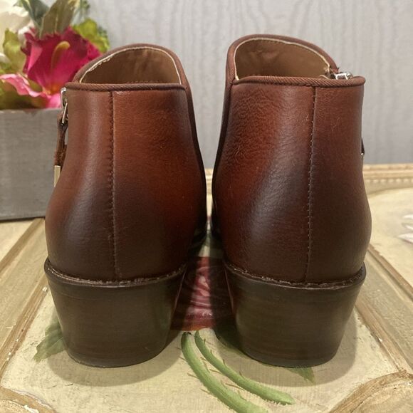 Vionic Jolene Leather Booties Side Zip Burnished Toe Brown Sz 6 Wide - Picture 9 of 15